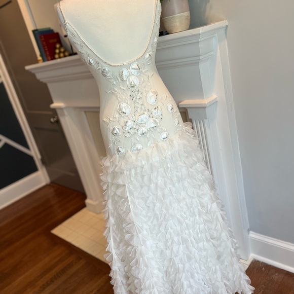 Lillie Rubin White Evening Gown - Picture 6 of 6